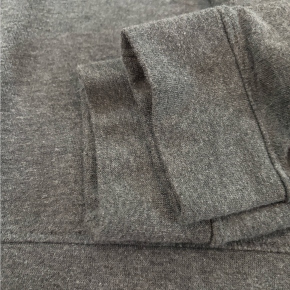 G.H. Bass & Co. Black and Gray Checkered Crewneck Sweatshirt - Picture 5 of 5